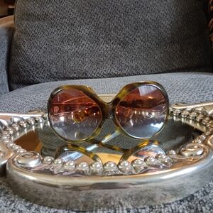 Stylish Oversized Sunglasses